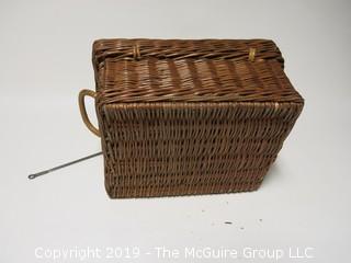 1930's English natural wicker picnic basket with fitted interior