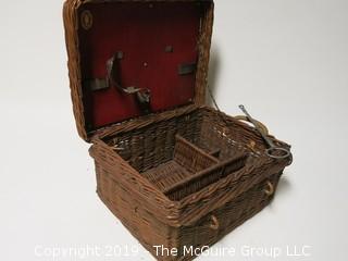 1930's English natural wicker picnic basket with fitted interior