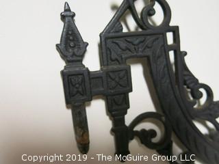 Cast Iron Vintage Wall Mounted Lighting Sconce 