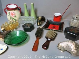 Collection including mid-century hair brushes, keepsake boxes, carving set, LANG lamp, salt and pepper set and assorted glassware 