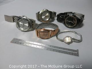 Assortment of men's watches 