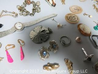 Assortment of Jewelry