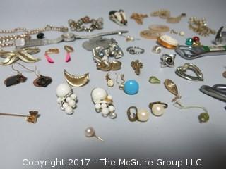 Assortment of Jewelry