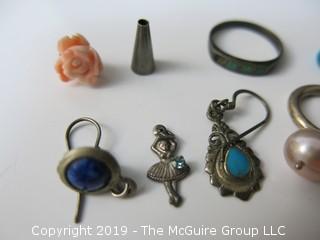 Collection of assorted ladies jewelry