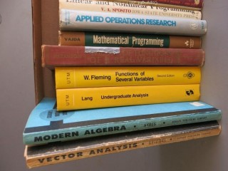 Collection of books - see multiple photos 