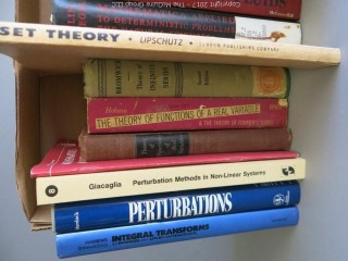 Collection of books - see multiple photos 