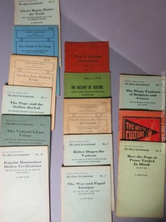 Collection of books - see multiple photos 