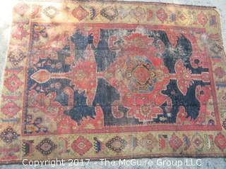 4 1/2' x 6 1/2' carpet (Note: condition issues)