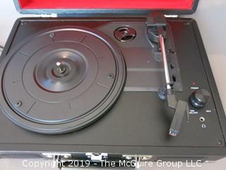 Crosley Cruiser Turntable; model CR8005A