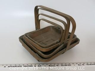 Set of wooden nesting baskets 