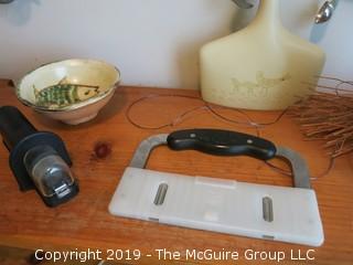 Collection of Kitchen Wares