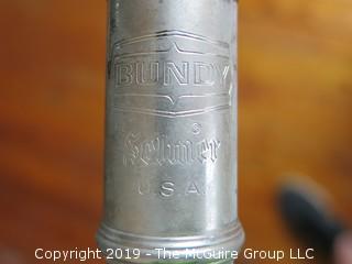 Bundy Flute; made by Selmer; serial number 257719; with hard case