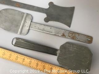 (4) Metal Handled Spatulas