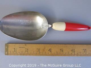 Vintage Measuring Scoop with Bakelite handle