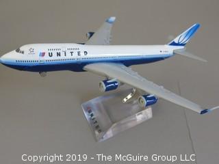 United Airlines Metal Scale Model Boeing 747-400; and presentation box