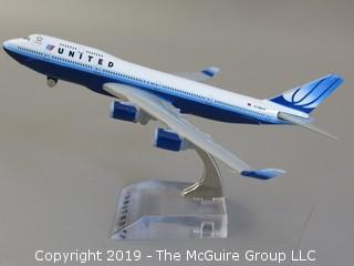 United Airlines Metal Scale Model Boeing 747-400; and presentation box