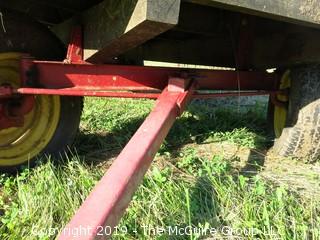 Standard Metal Frame Hay Wagon 