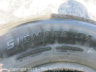 (1) Summit Steel Belted Tire; 225/75R15