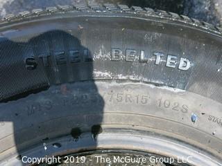 (1) Summit Steel Belted Tire; 225/75R15