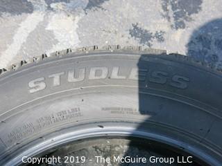 (1) Bridgestone Studless Blizzak Tire