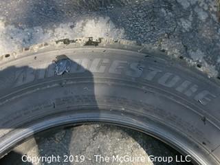 (1) Bridgestone Studless Blizzak Tire