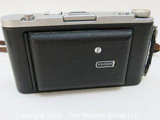 KODAK Box Camera; Anastigmat f 4.5; 126 MM; with leather case