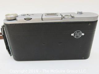 KODAK Box Camera; Anastigmat f 4.5; 126 MM; with leather case