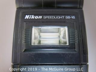 Nikon SB-16 Speedlight