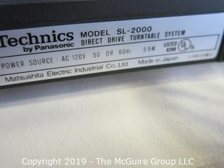 Technics Direct Drive Turntable; Model SL-2000 with dust cover