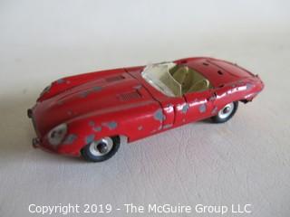 Dinky Toy: Jaguar E Type  ; Made in England