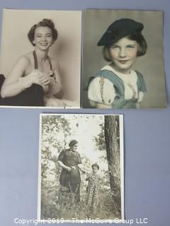 photo: Historic: Americana: 3 photos of females: beauty, young girl, child w/G'ma