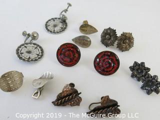 Jewelry: 7 pair of metal based earrings