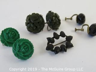 Jewelry: 3 pair of carved/faceted earrings. Various material. Oval black acorn pin.